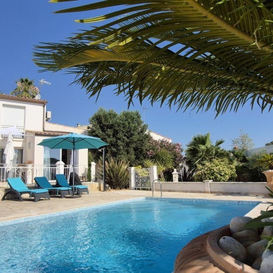 Maison de ville BESSAN (34550) 230.00m2  - 770 000 € 