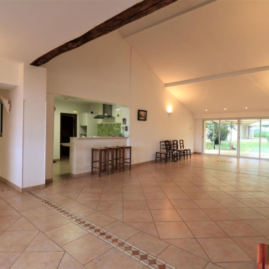 Maison / Villa BAYON-SUR-GIRONDE (33710) 229.00m2 349 907 € 