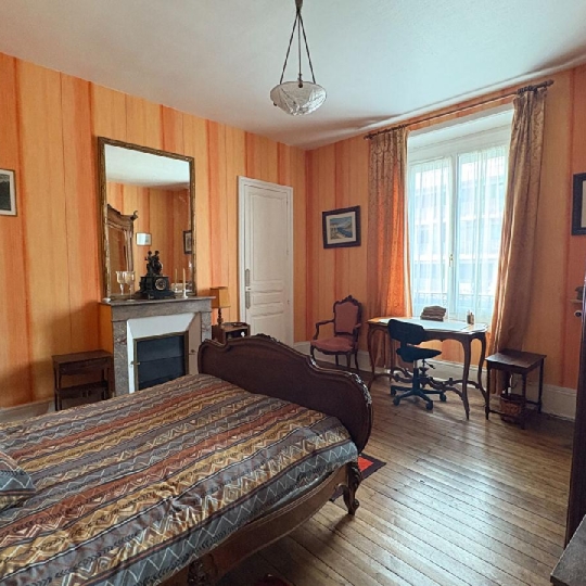 1 Pièce LIMOGES (87000) 33.00m2  - 450 € 