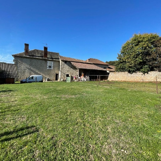 Maison GORRE (87310) 266.00m2  - 76 475 € 