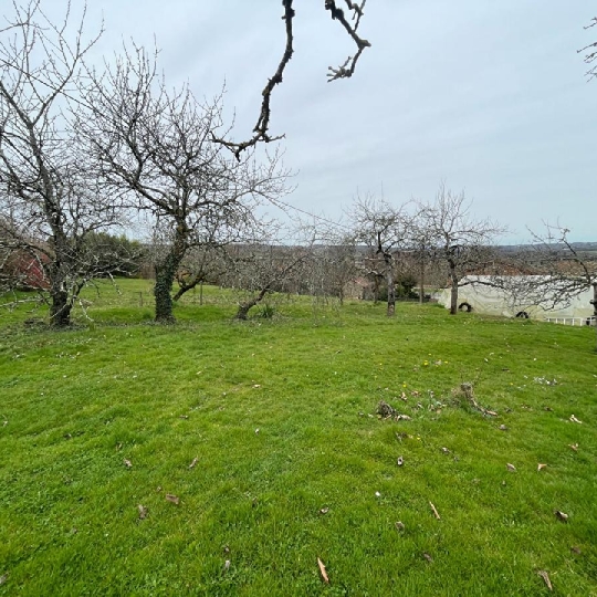 Réseau Immo-diffusion : Terrain AIXE-SUR-VIENNE (87700) 1600.00m2  44 800 € 