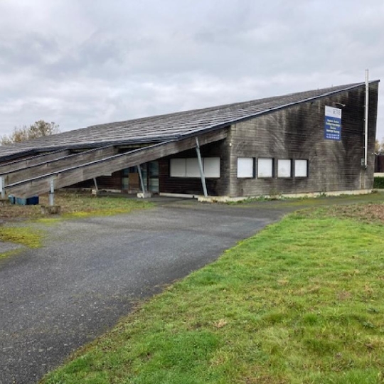 Local / Bureau THIRON GARDAIS (28480) 600.00m2 2 130 € 