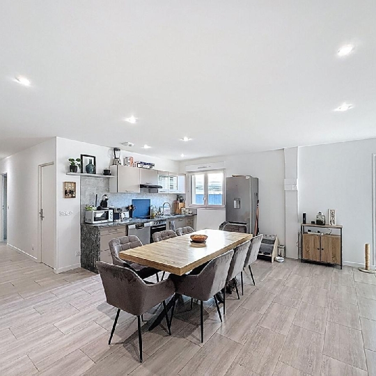 Appartement REPLONGES (01750) 80.13m2 865 € 