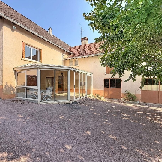 Réseau Immo-diffusion : Maison PERONNE (71260) 116.00m2  700 € 