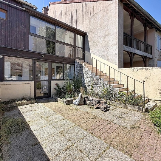 Maison / Villa SALORNAY-SUR-GUYE (71250) 100.74m2 680 € 