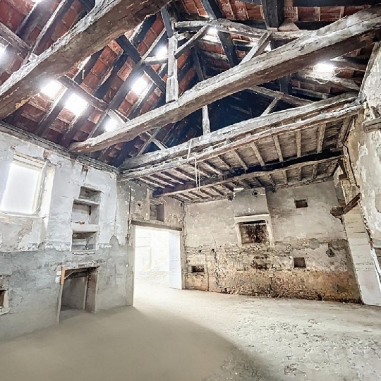 Maison VERZE (71960) 110.00m2  - 85 000 € 