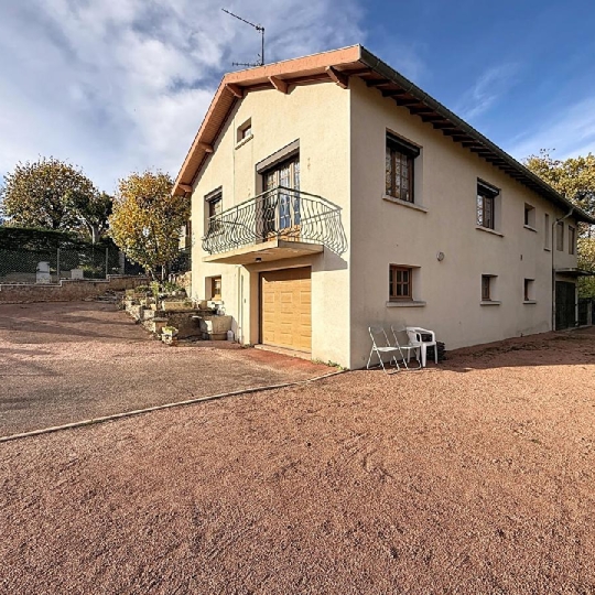 Maison LA ROCHE-VINEUSE (71960) 104.00m2  - 230 000 € 