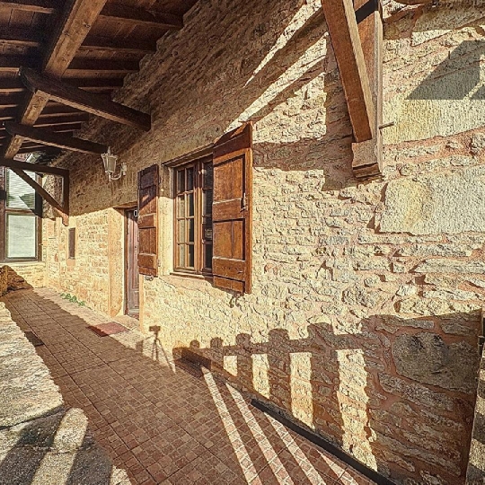 Réseau Immo-diffusion : Maison AZE (71260) 72.00m2  128 000 € 