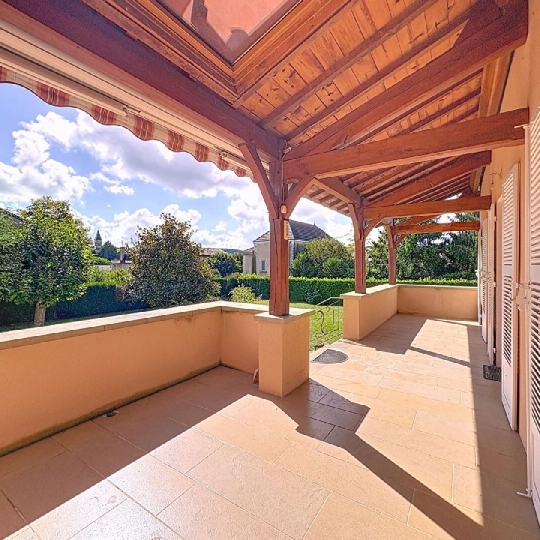 Maison / Villa IGE (71960) 212.00m2 349 000 € 