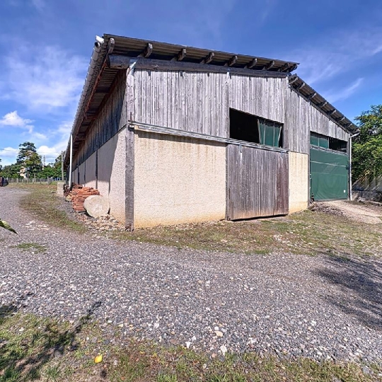 Local / Bureau BRAY (71250) 930.00m2 55 000 € 