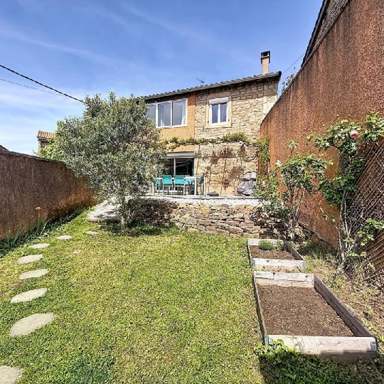 Maison / Villa LA ROCHE-VINEUSE (71960) 135.00m2 220 000 € 