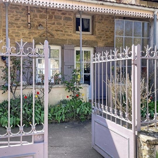 Maison / Villa CORTAMBERT (71250) 124.00m2 219 000 € 