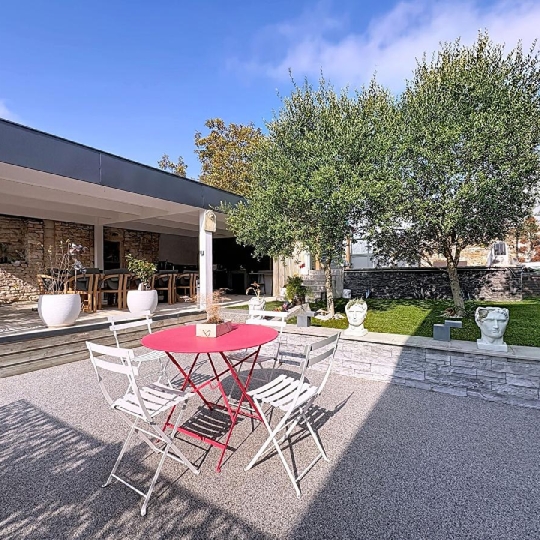 Maison VIRE (71260) 160.00m2 - 329 000 € 