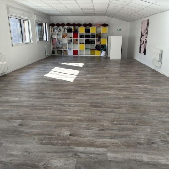 Local / Bureau BASSE-GOULAINE (44115) 242.00m2 527 850 € 