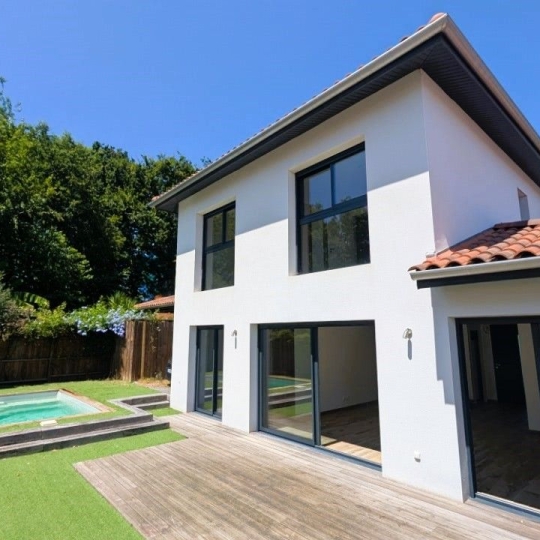 Maison / Villa ANGLET (64600) 100.00m2 765 000 € 