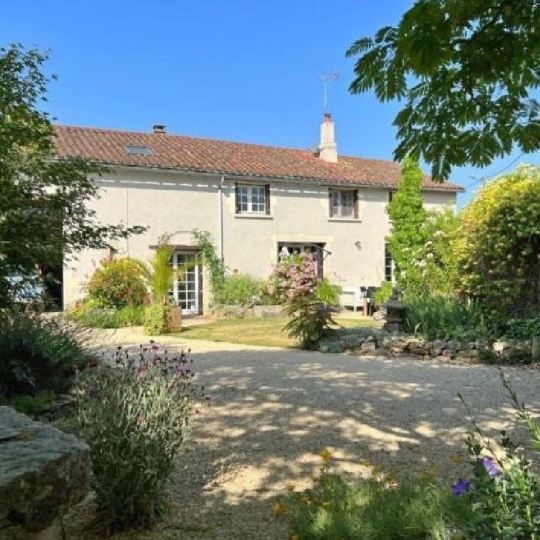 Maison CIVRAY (86400) 140.00m2  - 138 700 € 