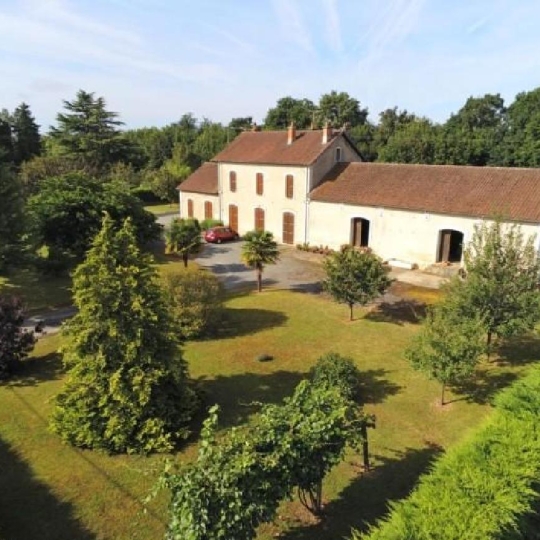 Réseau Immo-diffusion : Maison VERTEUIL-SUR-CHARENTE (16510) 220.00m2  297 800 € 