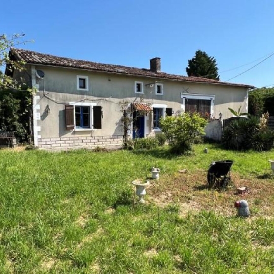 Maison CHAMPAGNE-MOUTON (16350) 145.00m2  - 96 750 € 