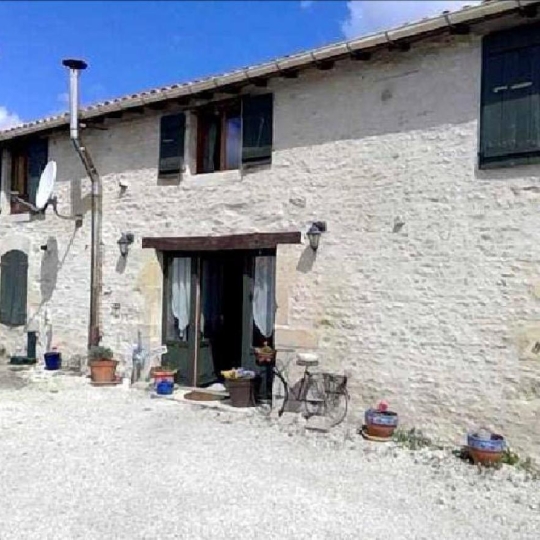 Maison / Villa SAINT-CLAUD (16450) 312.00m2 141 925 € 