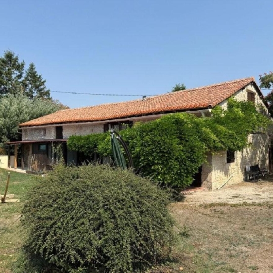 Maison / Villa CHAMPAGNE-MOUTON (16350) 140.00m2 234 000 € 