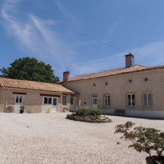 Maison SAUZE-VAUSSAIS (79190) 405.00m2  - 389 400 € 