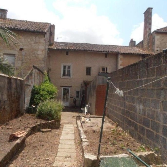 Maison / Villa SAUZE-VAUSSAIS (79190) 110.00m2 34 000 € 