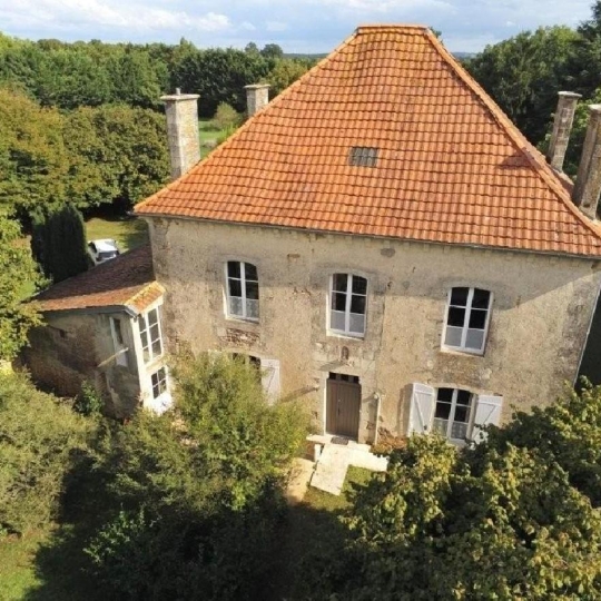 Maison COUHE (86700) 230.00m2 - 249 950 € 