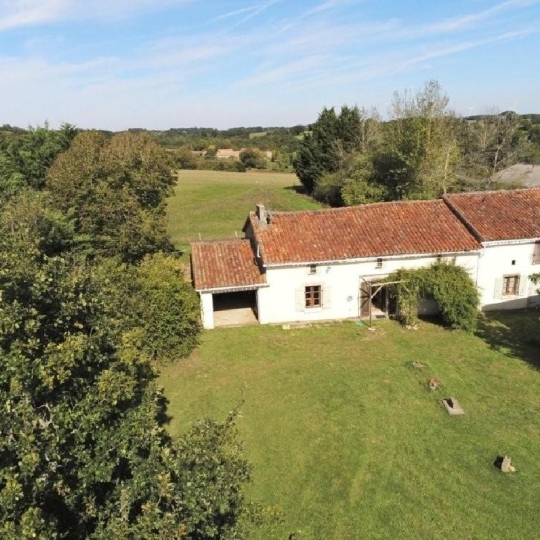 Maison CHAMPAGNE-MOUTON (16350) 108.00m2  - 88 235 € 