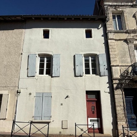 Maison RUFFEC (16700) 95.00m2 - 65 000 € 