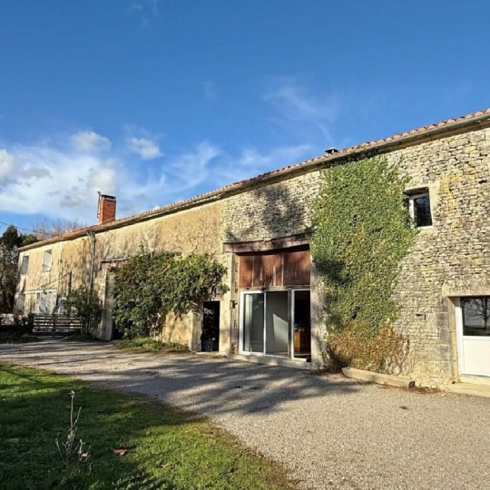 Réseau Immo-diffusion : Maison AUNAC (16460) 224.00m2  265 950 € 