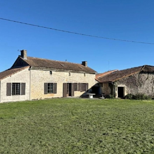 Maison CIVRAY (86400) 149.00m2 - 123 650 € 