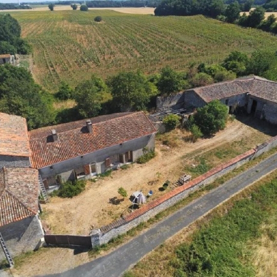 Maison VILLEFAGNAN (16240) 181.00m2 - 60 000 € 
