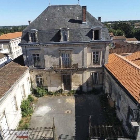 Maison RUFFEC (16700) 49.00m2 - 180 850 € 