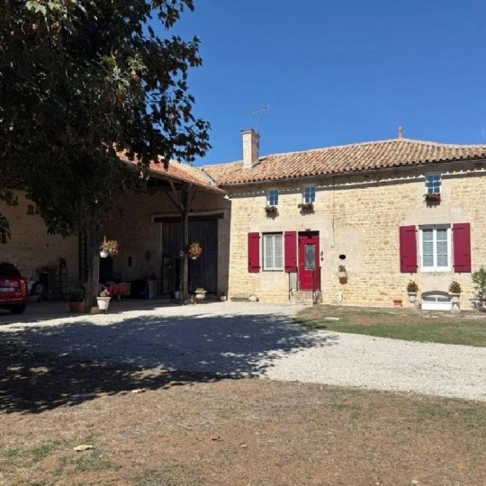 Maison VILLEFAGNAN (16240) 179.00m2 - 186 000 € 