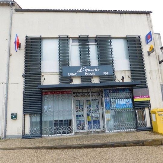 Local / Bureau MONTOURNAIS (85700) 70.00m2 145 000 € 