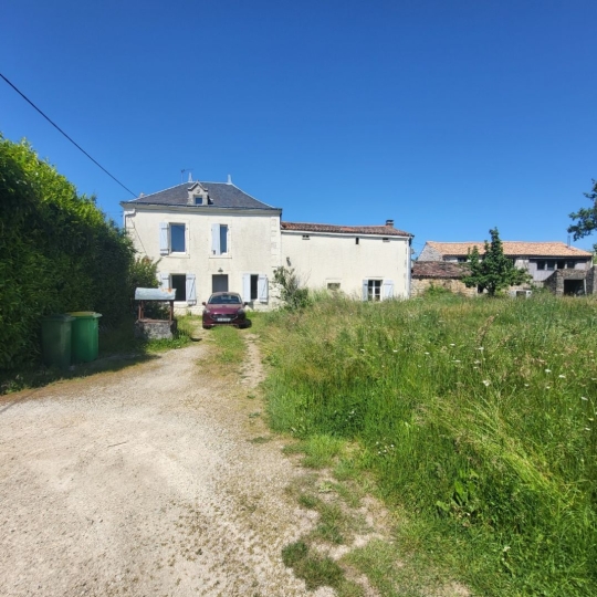 Maison / Villa ARDIN (79160) 153.00m2 133 000 € 