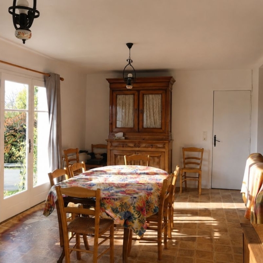 Réseau Immo-diffusion : Maison LARGEASSE (79240) 143.00m2  112 000 € 