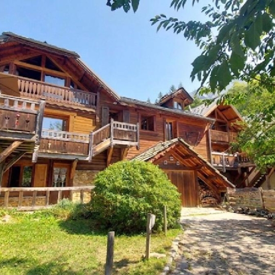 Maison CHANTEPERIER (38740) 270.00m2 - 585 000 € 