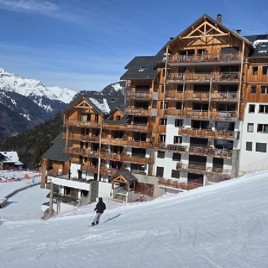 Réseau Immo-diffusion : 2 Pièces OZ (38114) 59.00m2  432 000 € 