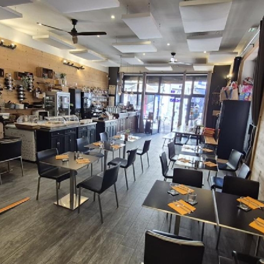 Local commercial LE BOURG-D'OISANS (38520) 128.00m2 - 390 000 € 
