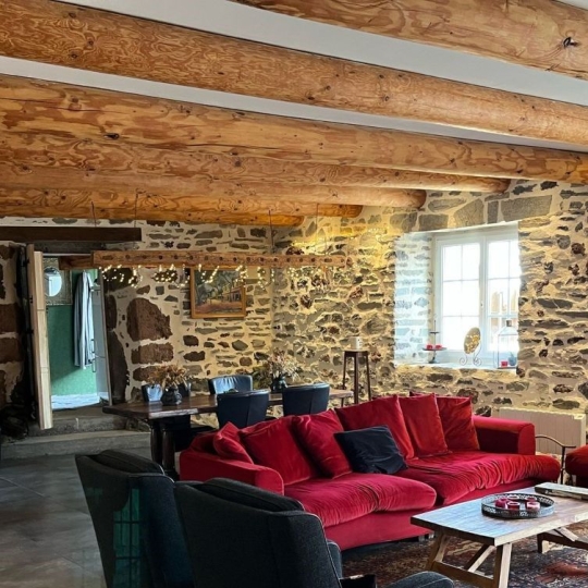 Maison / Villa LAURIE (15500) 173.00m2 219 500 € 