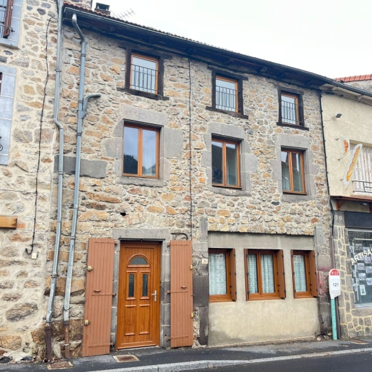 Maison / Villa FERRIERES-SAINT-MARY (15170) 120.00m2 65 000 € 