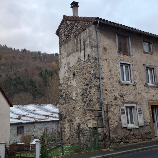 Maison / Villa FERRIERES-SAINT-MARY (15170) 45.00m2 37 000 € 