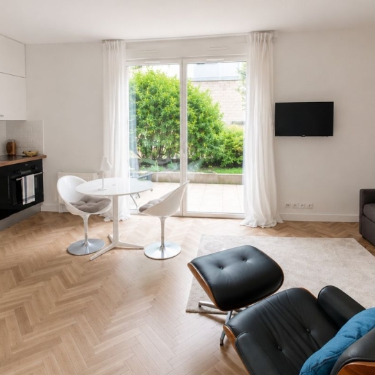 Réseau Immo-diffusion : Studio PARIS (75015) 31.00m2  350 000 € 