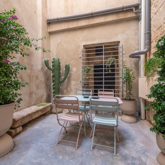 Studio NIMES (30000) 70.00m2  - 169 000 € 