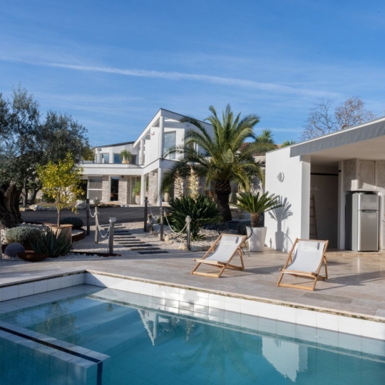 Maison / Villa SAINT-CHRISTOL-LES-ALES (30380) 350.00m2 1 570 000 € 