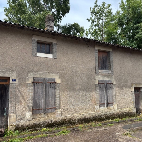 Maison / Villa MAIZEY (55300) 150.00m2 19 000 € 