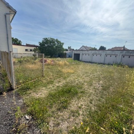 Parking SOISSONS (02200) 360.00m2 - 82 000 € 