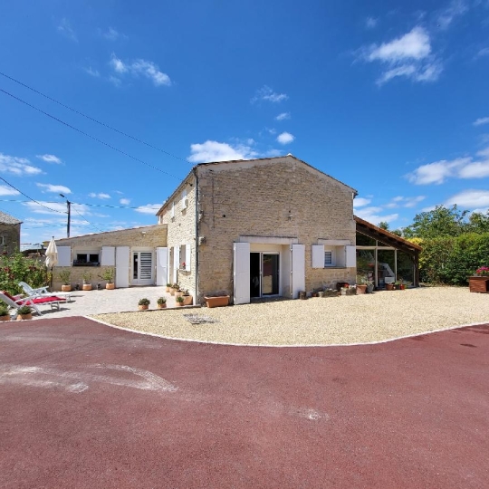 Maison / Villa NERE (17510) 163.00m2 232 000 € 