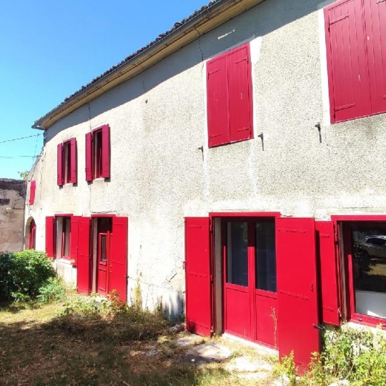 Maison / Villa CHANIERS (17610) 197.00m2 178 500 € 